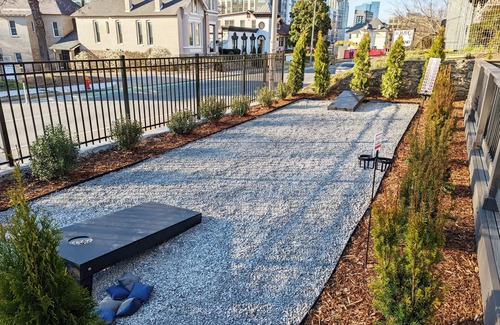 Edgehill Apartment | Suite 109: Luxe Music Row Stay, Walk to Gulch!