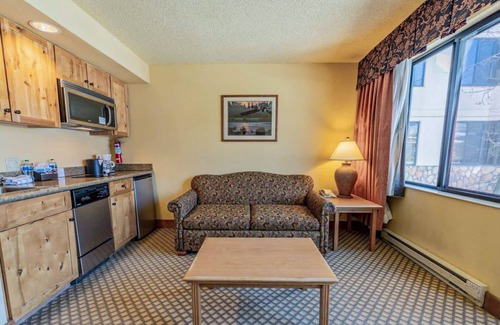 Crested Butte Condo | Suite 153 at Perfect Location w Pool & Hot Tub