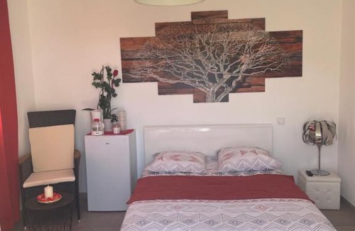 Manosque House | Suite 16m2 indépendante dans villa