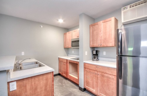 Rapid City Apartment | Suite 201 - 1BR Apartment | 1 Bed, 1 Bath