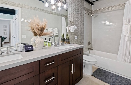 Wilton Manors Apartment | Suite 203: King Bed, Balcony water views, pool