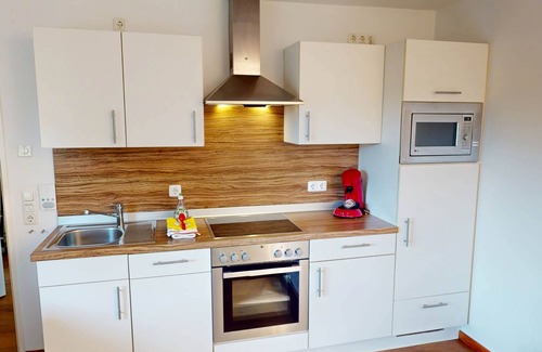 Bad Aibling Apartment | Suite 3+4/entire 1st floor 3,5 rooms with 2 balconies.