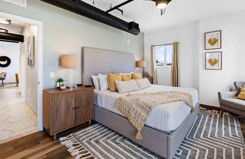 Wilton Manors Apartment | Suite 301: 2 Bed/2Bath: Heated Pool, Gym, Dock