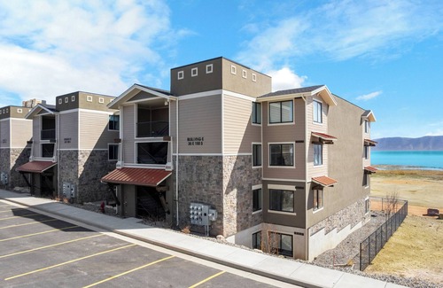 Garden City Apartment | Suite 302 @ Water's Edge Resort