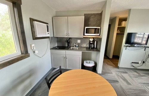 Rapid City Apartment | Suite 313 - 2nd Floor | 1 Bed, 1 Bath
