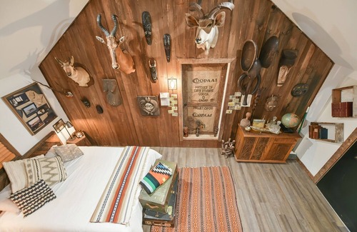 Berryville Other | Suite 4: Outpost · Gorgeous Farm Carriage House Loft
