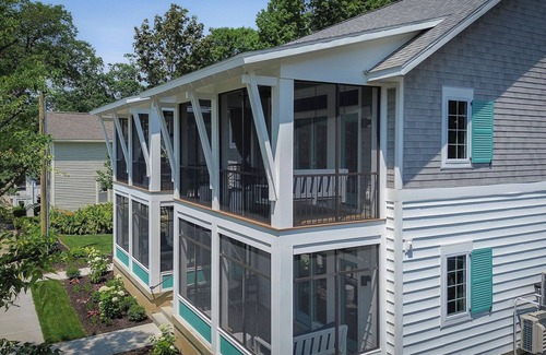 Saugatuck Apartment | Suite #4, The Rose @ Porches On Mason - Prime downtown location.