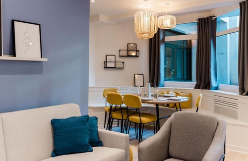Saint-Thomas-d'Aquin Apartment | SUITE APOLLINAIRE : au cœur de la Rive Gauche, neuf, design, 2/4 personnes