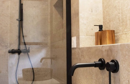 Moncale Bed & Breakfast | Suite Appartement d'hotes 2 to 5 people - Private heated pool