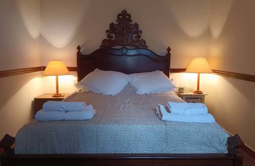Argentona Bed & Breakfast | Suite b&b Costa Maresme 2hab Sala Estar, Piscina.no hay Servicio de Cocina
