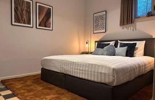 Ellikom Hotel | Suite B5 Summary: Rel