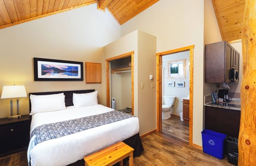 Jasper East Cabin | Suite Cabin in the Mountains