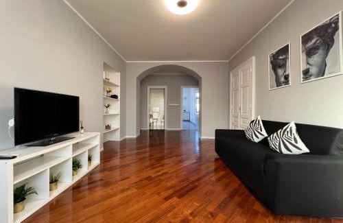 Historic Centre Apartment | Suite Cernaia