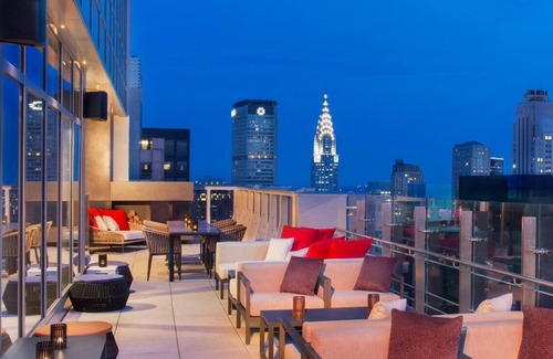 Theater District Hotel | Suite + Connecting Room at a 4.5⭐️ Hotel