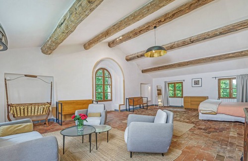 Rustrel Bed & Breakfast | Suite Cousines I Parenthèse en Luberon I Electio