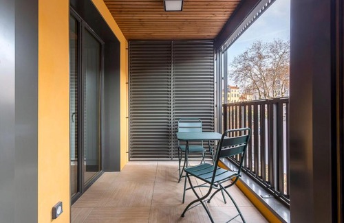 Croix Rousse Apartment | Suite Croix-Rousse : T3 avec patio !