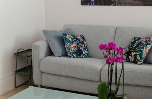 Montecalvario Apartment | Suite Dante