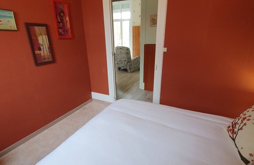 Saint-Honore-les-Bains Bed & Breakfast | Suite de 35m2 Petit Déjeuner Compris à Saint Honoré les Bains