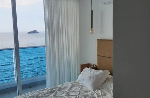 El Rodadero Apartment | Suite de lujo con jacuzzi privado y vista panorámica al mar. nnnnnnn-nnnnnnnn–