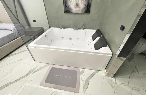 Centro Storico House | Suite del Principe - Prince's Suite.