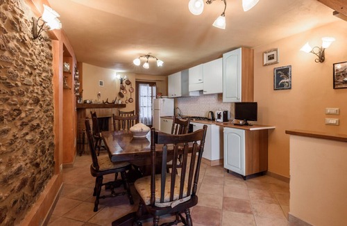 Stazzema House | Suite Guidi By MMega