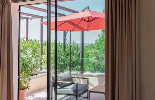 Carignan-de-Bordeaux Apartment | Suite haut de gamme dans domaine luxuriant