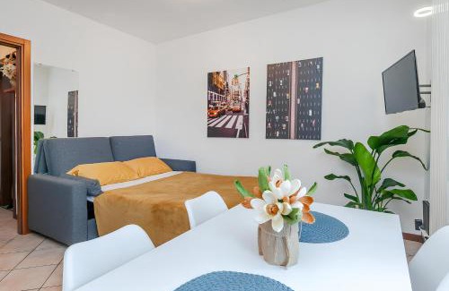 Zona Zara Apartment | SUITE ISOLA-CENTRALE 15 MINUTI DAL DUOMO M5