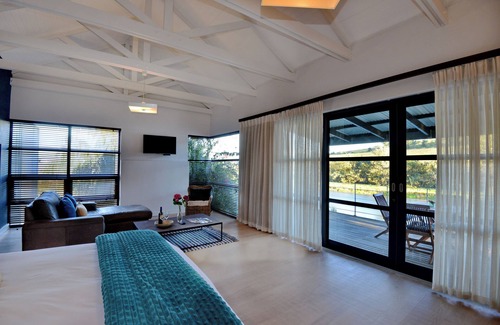 Stellenbosch Cabin | Suite - Ladybird