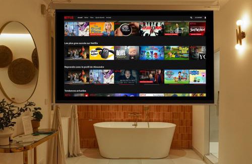 Saint-Etienne Apartment | Suite Meraki - Luxe & Voyage - Jacuzzi & Cinéma