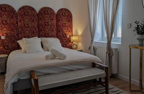 Saint-Etienne Apartment | Suite Meraki - Luxe & Voyage - Jacuzzi & Cinéma