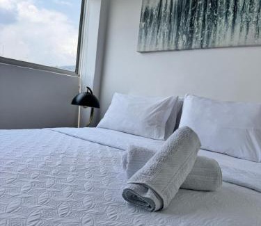 El Tesoro Apartment | Suite Moderna y de lujo con la mejor vista a la ciudad - Poblado Medellín