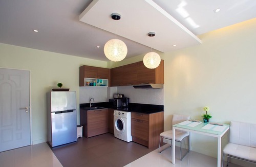 Nai Harn Villa | Suite Montero Tropiclook