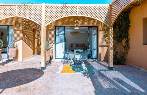 Gmassa House | SUITE OASIS, 1 bed/1 bath, heated pool