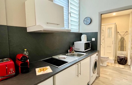 Barbatre Apartment | Suite Orphelins 2 (rdc)