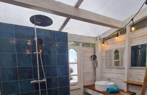 Plateau-Caillou House | Suite Piscine et spa Privé par Shakti Bungalow