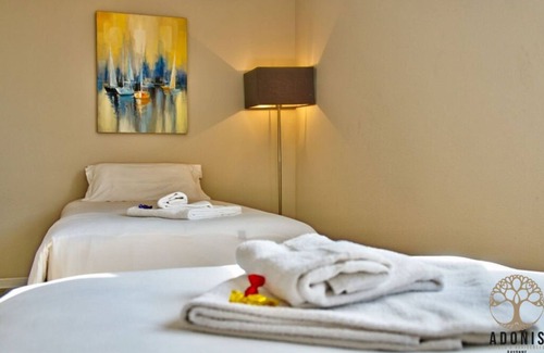 Bayonne Hotel | Suite Près de l'Aéroport | Parking + Wifi Inclus