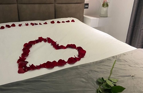 Beaucaire Bed & Breakfast | Suite Romantique Balnéothérapie