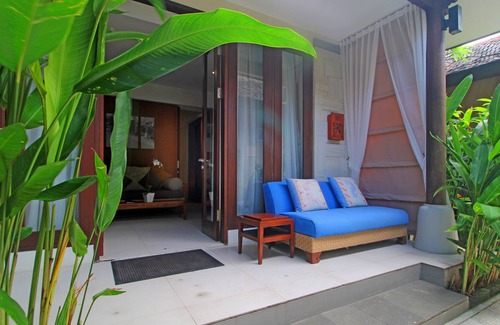 Downtown Kuta House | Suite Room with Kitchenette 2 minutes to Kuta Beach