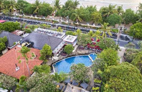 Downtown Kuta House | Suite Room with Kitchenette 2 minutes to Kuta Beach