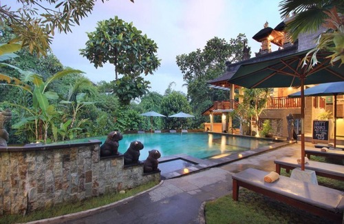 Kutuh Kaja Villa | Suite Room with Pool iew at Ubud