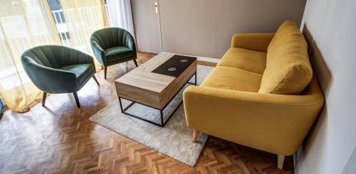 Cimetiere de l'Est Apartment | Suite T5 Rennes Gare - Parking privé gratuit