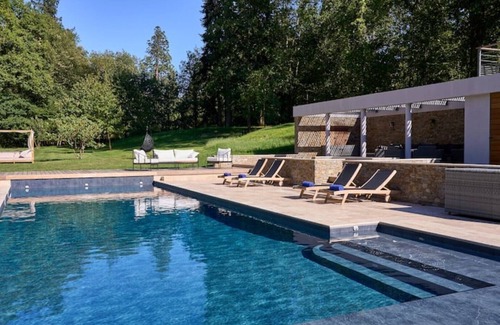 Ballan-Mire Apartment | Suite Terrasse 1 at Domaine de la Commanderie de Ballan