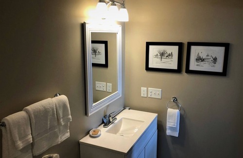 La Pointe Apartment | Suite Three at La Pointe Lodging