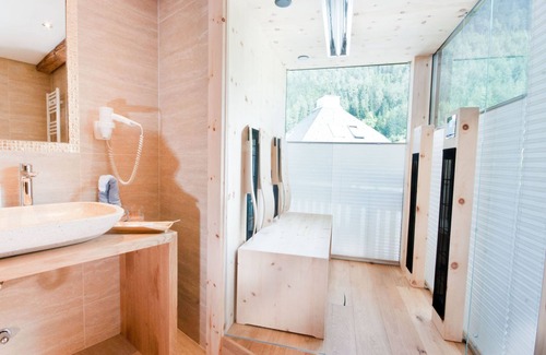 Ried im Oberinntal House | Suite Wasser - Hotel Riederhof Gmbh & Co KG
