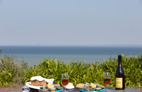 Cancale House | Suite-Wet room-Sea View