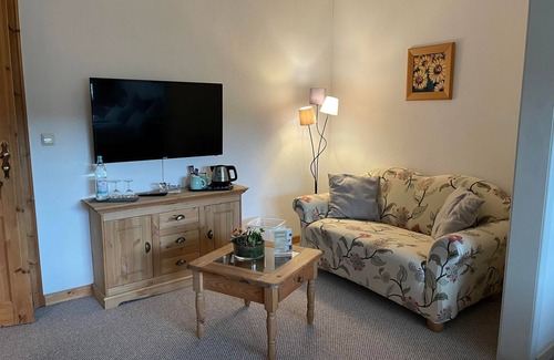 Lind Cottage | Suite with bath/WC for up to 3 persons - Landhaus Tannenhof