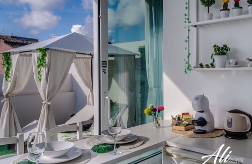 Santa Lucia Apartment | Suite with private terrace in the historic center