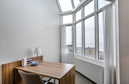 Zandvoort Apartment | Suite with stunning sea view