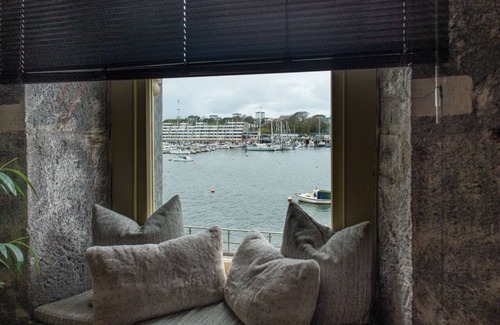 Plymouth Apartment | Suite007 - luxury apartment with sea view
