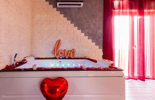 San Giorgio a Cremano Apartment | SuiteHouse - With Jacuzzi & All Comfort
